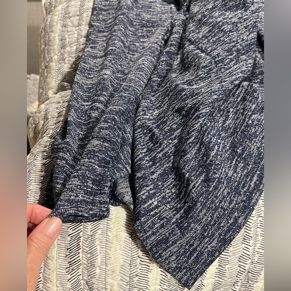 DG2 Diane Gilman asymmetrical tunic sweater medium women’s navy with metallic - Picture 2 of 5